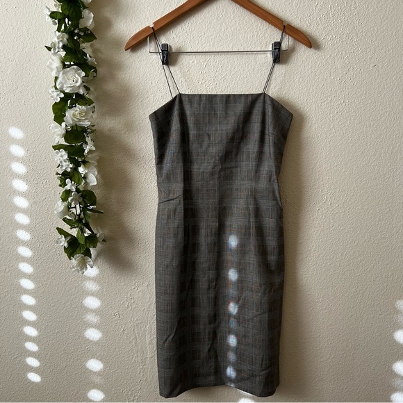 Yves Saint Laurent Yves Saint Laurent - Picture 3 of 14